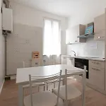 Quadrilocale Ospedale Civile 8 , 3 E Due Bagni 아파트 브레시아