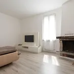Apartment Quadrilocale Ospedale Civile 8 , 3 E Due Bagni *