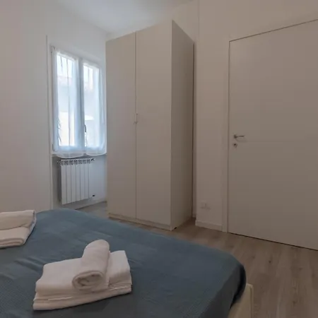 Apartment Quadrilocale Ospedale Civile 8 , 3 E Due Bagni