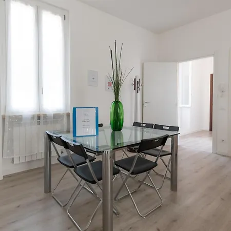 Quadrilocale Ospedale Civile 8 , 3 E Due Bagni Apartment *