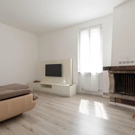 Apartment Quadrilocale Ospedale Civile 8 , 3 E Due Bagni *
