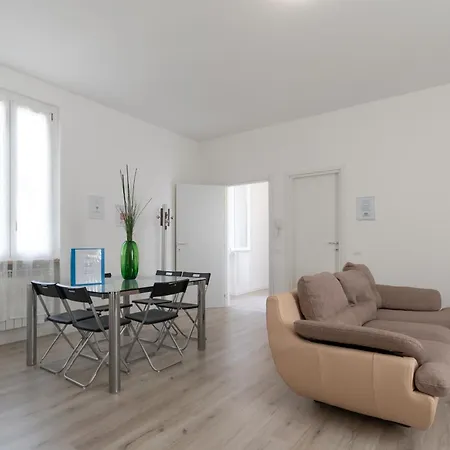 Quadrilocale Ospedale Civile 8 , 3 E Due Bagni