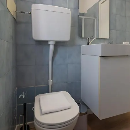 Apartment Quadrilocale Ospedale Civile 8 , 3 E Due Bagni *