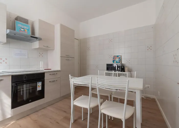 Quadrilocale Ospedale Civile 8 , 3 E Due Bagni بريشا