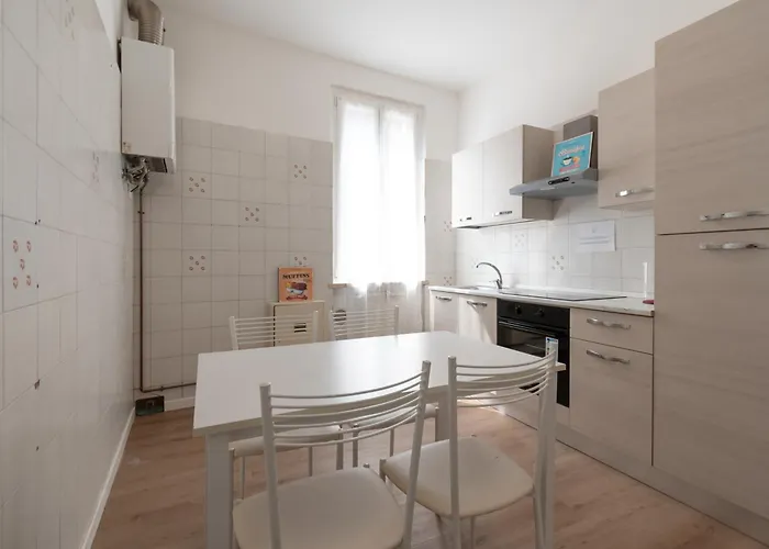 Quadrilocale Ospedale Civile 8 , 3 E Due Bagni Apartment Brescia