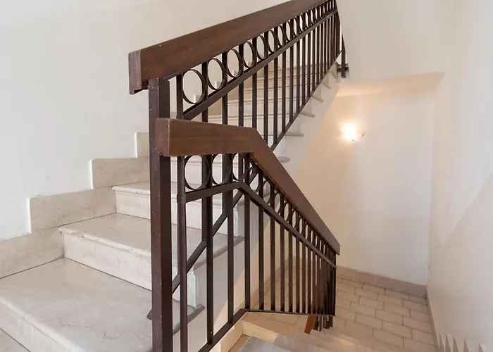 Apartment Quadrilocale Ospedale Civile 8 , 3 E Due Bagni