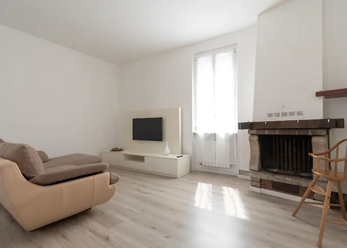 Apartment Quadrilocale Ospedale Civile 8 , 3 E Due Bagni *