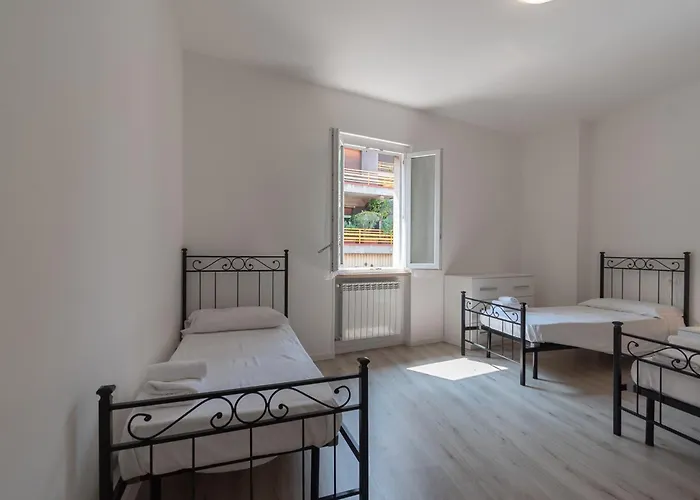 Quadrilocale Ospedale Civile 8 , 3 E Due Bagni