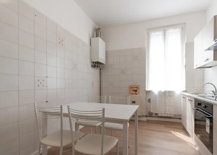 Quadrilocale Ospedale Civile 8 , 3 E Due Bagni شقة *