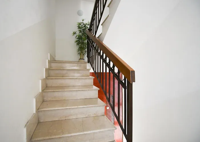 Quadrilocale Ospedale Civile 8 , 3 E Due Bagni *